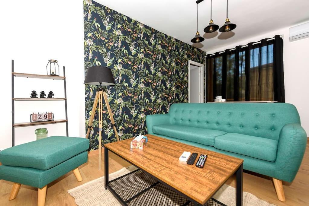 Апартаменты L'Azur 15'Plage 10'Port 5'Train Clim Wifi Pkg Тулон Экстерьер фото